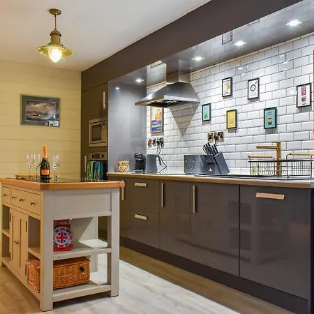 Normanby House * Whitby