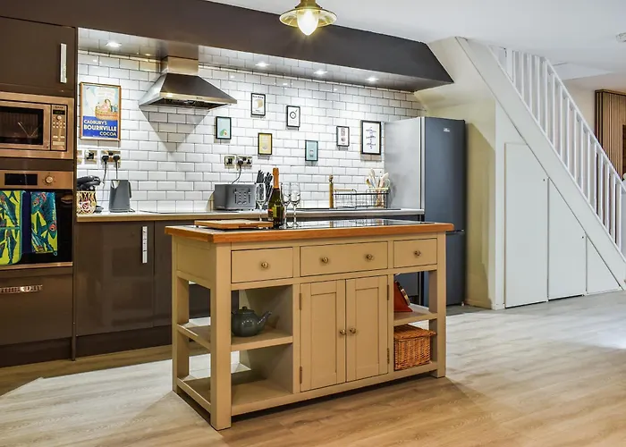 Normanby House 惠特比